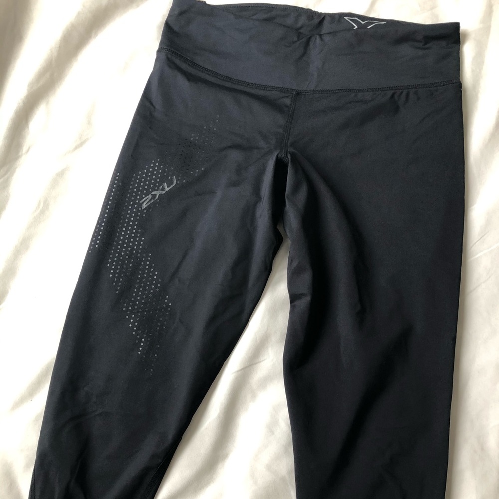 2XU compression capris